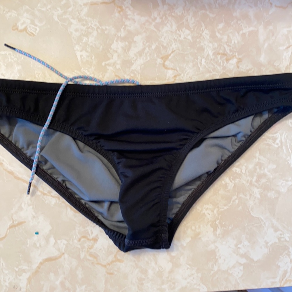 Black Jolyn Andy Bottoms